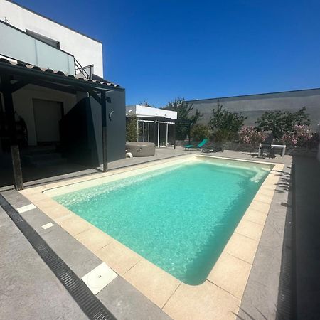 Superbe Appartement Avec Piscine Et Spa Privatif Villeneuve-lès-Béziers المظهر الخارجي الصورة