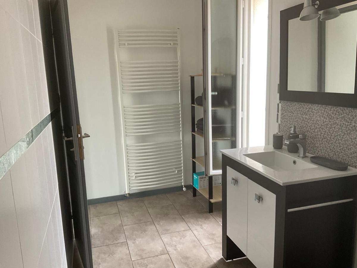 Superbe Appartement Avec Piscine Et Spa Privatif Villeneuve-lès-Béziers المظهر الخارجي الصورة